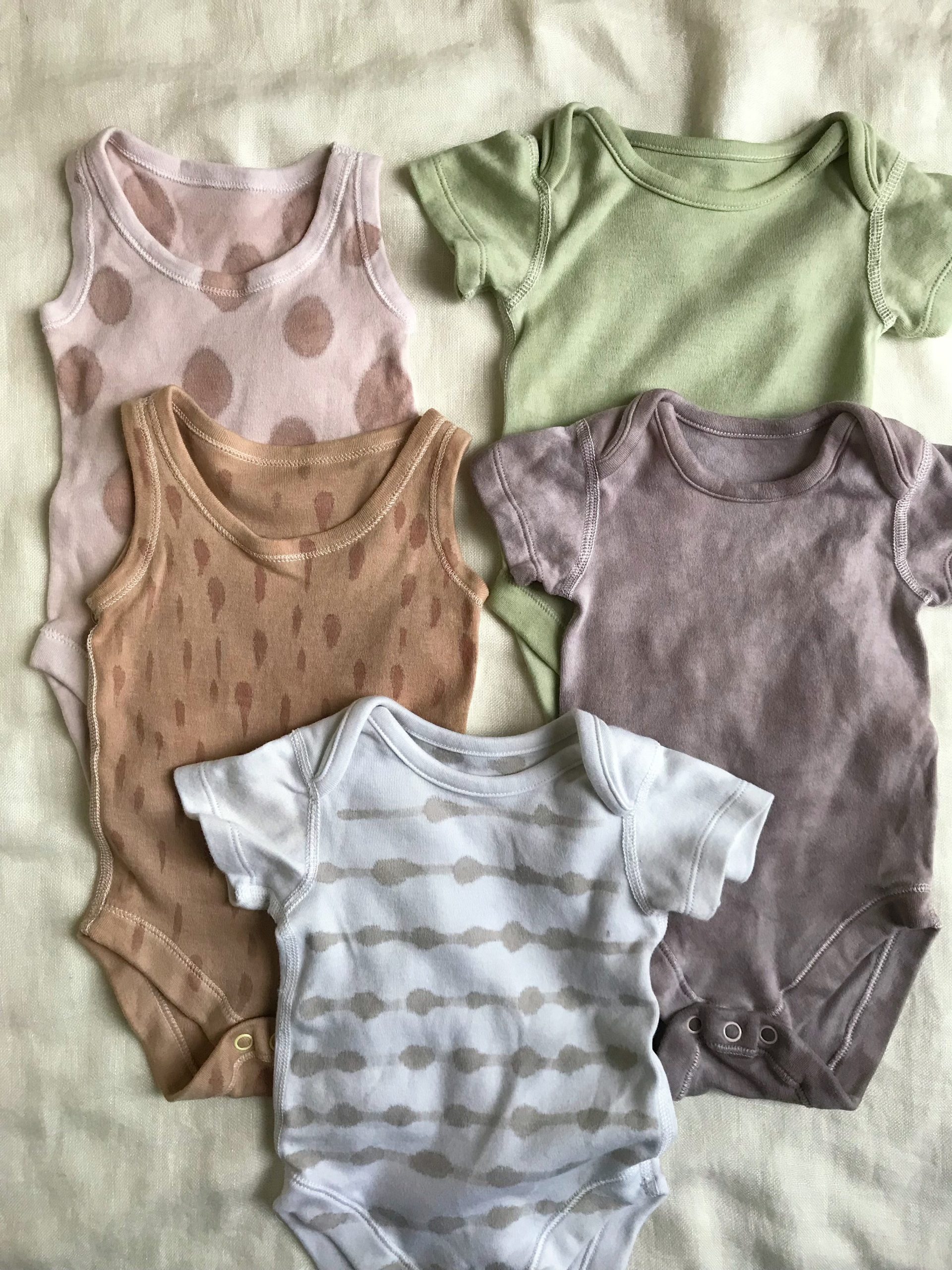 DIY Natural Dye for Clothing - Mama Smiles - Joyful Parenting